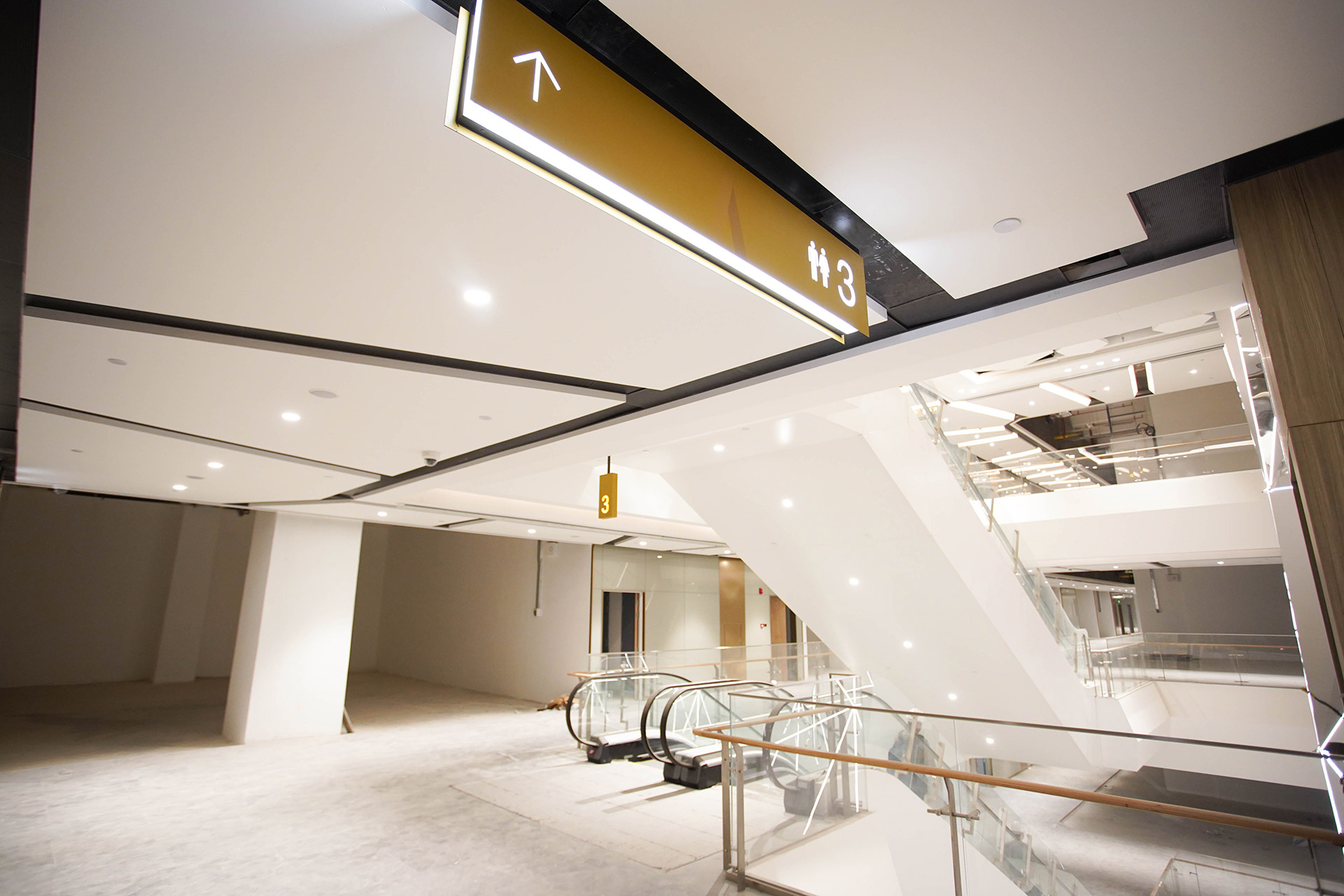 the-peak-interior-4
